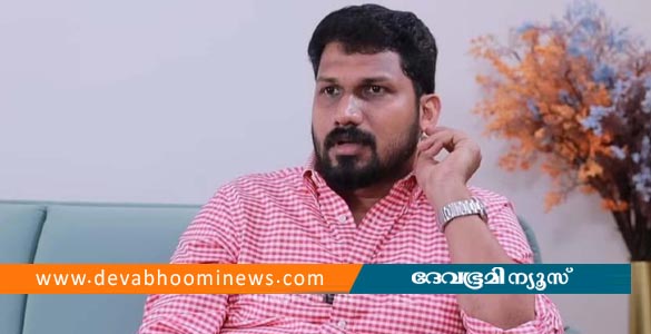 മലയാളത്തിലെ പ്രമുഖ നടൻ വലിയ തെറ്റിന് തിരി കൊളുത്തി- നിർമാതാവ് ലിസ്റ്റിൻ സ്റ്റീഫൻ
