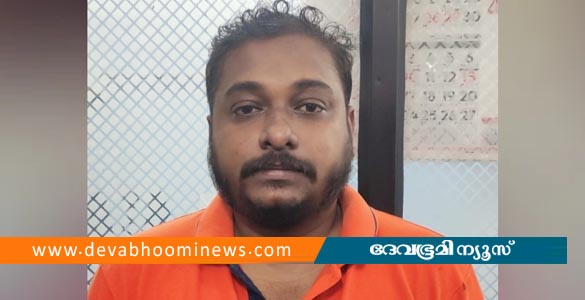 കണ്ണൂരിൽ സിനിമാ അസോസിയേറ്റ് ഡയറക്ടർ കഞ്ചാവുമായി പിടിയിൽ