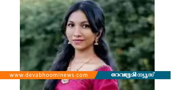 എസ്എസ്എൽസി പരീക്ഷയ്ക്ക് എ പ്ലസ് കുറഞ്ഞതിൽ മനംനൊന്ത് വിദ്യാർഥിനി ജീവനൊടുക്കി