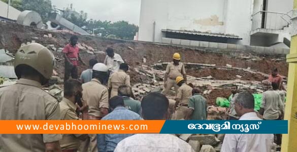 ബെംഗളൂരുവിൽ മഴയിൽ കുതിര്‍ന്ന മതിൽ തകർന്ന് യുവതിക്ക് ദാരുണാന്ത്യം
