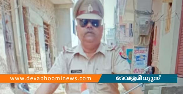 ഉത്തർപ്രദേശിൽ കനത്ത മഴ; സ്റ്റേഷന്‍റെ മേൽക്കൂര തകർന്ന്‌ സബ് ഇൻസ്പെക്ടർ മരിച്ചു