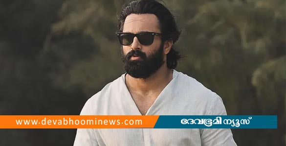 ക്രൂരമായി മർദിച്ചെന്ന മാനേജരുടെ പരാതി; നടൻ ഉണ്ണി മുകുന്ദനെതിരെ കേസ്