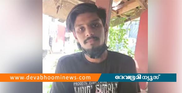 വൈദ്യപരിശോധനയ്ക്കിടെ ശുചിമുറിയുടെ ജനല്‍ച്ചില്ല് തകര്‍ത്ത് രക്ഷപ്പെട്ട കാപ്പ കേസ് പ്രതി പിടിയില്‍