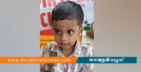 ഗ്ലാസ്‌ പൊട്ടി കാലിൽ കൊണ്ടു; കുണ്ടറയിൽ രക്തം വാർന്ന് എൽകെജി വിദ്യാർഥിക്ക് ദാരുണാന്ത്യം