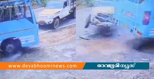 കോഴിക്കോട് ബസും പിക്കപ്പ് ലോറിയും കൂട്ടിയിടിച്ച് നിരവധി പേര്‍ക്ക് പരിക്ക്