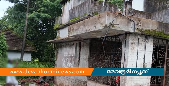 ചെറുതുരുത്തിയില്‍ വീടിന്‍റെ ചുമര്‍ ഇടിഞ്ഞു വീണ് വയോധികയ്ക്ക് ദാരുണാന്ത്യം