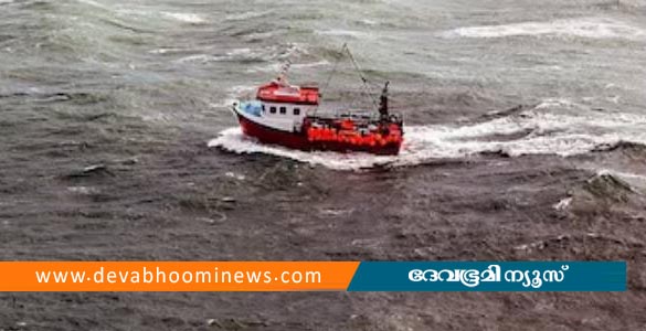 മഹാരാഷ്ട്ര തീരത്ത് ഭീതി പടര്‍ത്തി അ‍ജ്ഞാത ബോട്ട്; സുരക്ഷ വര്‍ധിപ്പിച്ചു