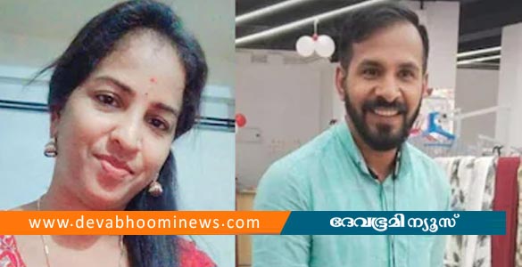 ആയൂരിൽ ടെക്സ്റ്റൈൽ കടയുടമയും മാനേജരായ യുവതിയും മരിച്ച നിലയിൽ