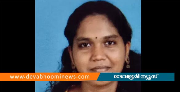 ശാസ്താംകോട്ടയിൽ സ്കൂൾ ബസ് സ്കൂട്ടറിലിടിച്ചു; പ്രതിശ്രുത വധുവിന് ദാരുണാന്ത്യം