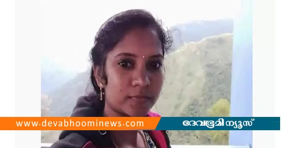 തൃത്താല ബ്ലോക്ക് എസ് സി കോര്‍ഡിനേറ്ററെ വീടിനകത്ത് മരിച്ച നിലയില്‍ കണ്ടെത്തി