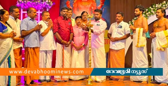 ഏറ്റുമാനൂർ മഹാദേവ ക്ഷേത്രത്തിൽ നവരാത്രി ആഘോഷങ്ങൾക്ക് തുടക്കം