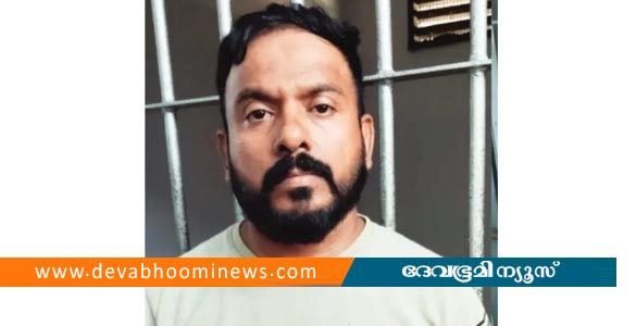 അധ്യാപികയെ വഞ്ചിച്ച് 27.5 ലക്ഷം രൂപയും 21 പവൻ സ്വര്‍ണവും തട്ടി; മലപ്പുറത്ത് പൂർവ വിദ്യാർഥി അറസ്റ്റിൽ