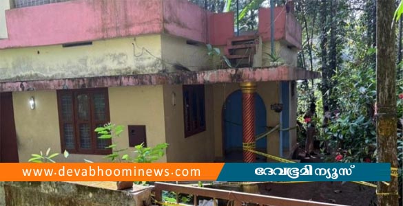 മാവേലിക്കര നഗരസഭ മുൻ കൗൺസിലറെ മകൻ കൊലപ്പെടുത്തി