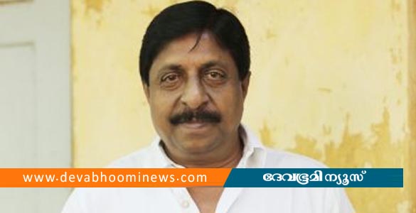 ശ്രീനിവാസന്&zwj;റെ മൃതദേഹം കണ്ടനാട്ടെ വീട്ടിൽ, ടൗൺ ഹാളിൽ പൊതുദർശനം; സംസ്&zwnj;കാരം നാളെ