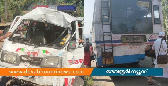 നിലമേലിൽ നിർത്തിയിട്ട കെഎസ്ആർടിസി ബസിൽ ആംബുലൻസ് ഇടിച്ചു; 4 പേർക്ക് പരിക്ക്