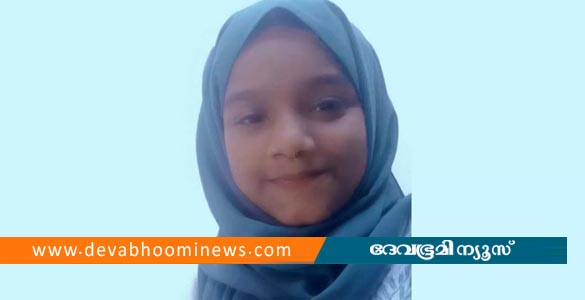 മൊബൈലിൽ കളിച്ചതിന് വഴക്ക് പറഞ്ഞു; മലപ്പുറത്ത് വിദ്യാർഥിനി ആത്മഹത്യ ചെയ്തു