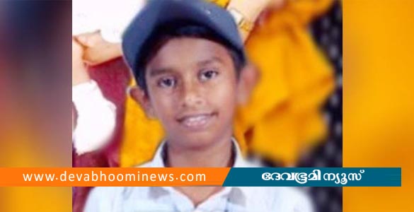 പാലക്കാട് പതിമൂന്നുകാരന്&zwj; കുളത്തിൽ മുങ്ങി മരിച്ചു