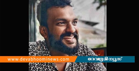ടോറസ് ലോറിയെ ഓവര്&zwj;ടേക്ക് ചെയ്യുന്നതിനിടെ പിക്കപ്പ്&zwnj; വാനുമായി കൂട്ടിയിടിച്ച് യുവാവിനു ദാരുണാന്ത്യം
