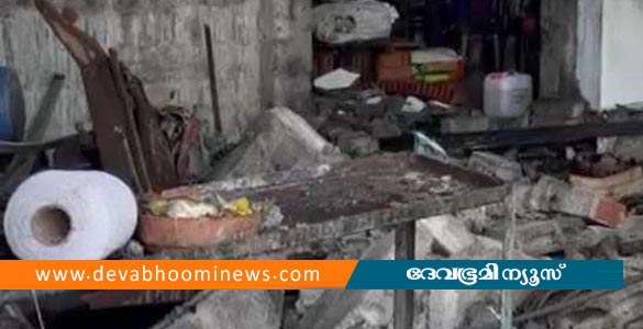 കടാതി പള്ളിയിലെ ആചാരവെടി: കതിന നിറയ്ക്കുന്നതിനിടെ അപകടം; ഒരാൾക്ക് ദാരുണാന്ത്യം