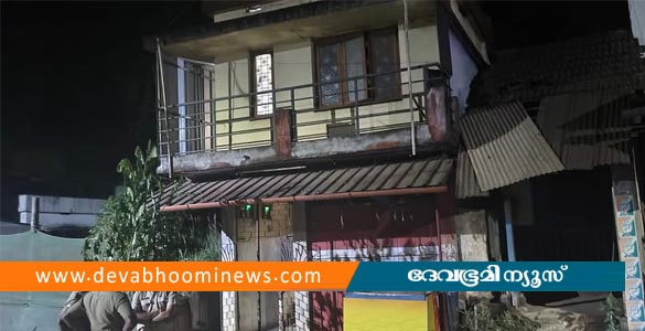 ഒറ്റപ്പാലത്ത് ദമ്പതികളെ വെട്ടിക്കൊന്നു; നാല് വയസുകാരന് ഗുരുതര പരിക്ക്; യുവാവ് കസ്റ്റഡിയില്&zwj;