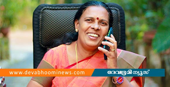 സുജാ ചന്ദ്രബാബു മുസ്&zwnj;ലിം ലീഗില്&zwj; ചേര്&zwj;ന്നു