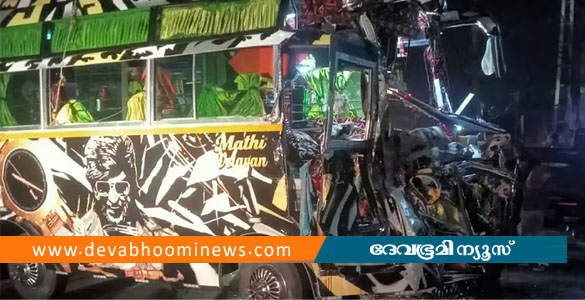 ഒല്ലൂരിൽ ശബരിമല തീർഥാടകരുടെ ബസിൽ ലോറിയിടിച്ച് അപകടം; 5 പേർക്ക് പരിക്ക്