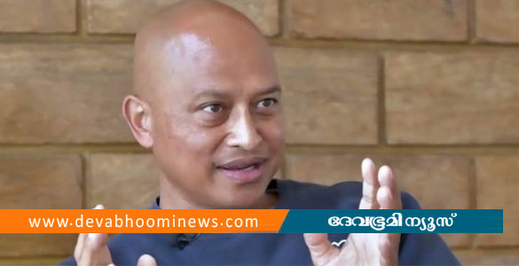 ഫുട്&zwnj;ബോള്&zwj; കളിക്കുന്നതിനിടെ കുഴഞ്ഞു വീണു; മേഘാലയ എംപിയ്ക്ക് ദാരുണാന്ത്യം