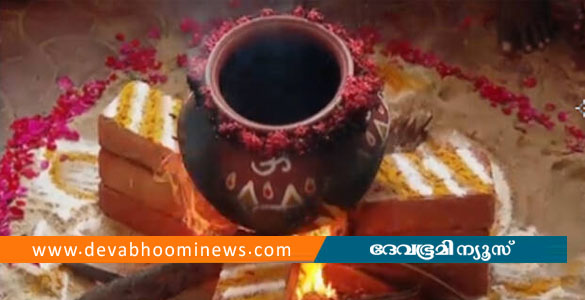 ആറ്റുകാൽ പൊങ്കാല: പണ്ടാര അടുപ്പിലേക്ക് തീ പകർന്നു; ഭക്തി സാന്ദ്രമായി തലസ്ഥാനം