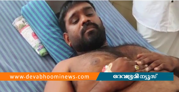 ചിനക്കത്തൂര്&zwj; പൂരത്തിനിടെ സംഘർഷം; സിപിഎം ബ്രാഞ്ച് സെക്രട്ടറി ഉൾപ്പെടെ രണ്ട് പേർക്ക് കുത്തേറ്റു