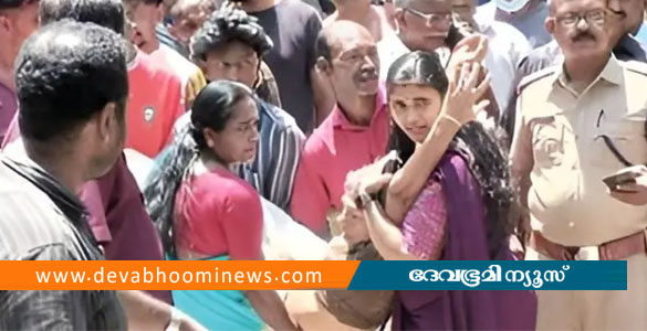 ഓട്ടോ ഡ്രൈവര്&zwj; 10 ലക്ഷം രൂപ തട്ടിയെടുത്തെന്ന് 60കാരി; ഒടുവില്&zwj; കള്ളം പൊളിഞ്ഞു