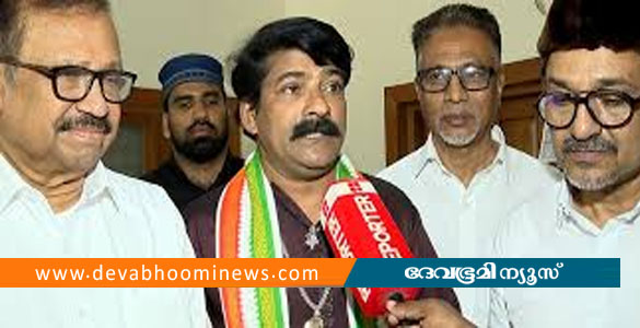 മുസ്ലീം ലീ​ഗിൽ ചേർന്നതിന് പിന്നാലെ ക്ഷേത്ര പരിപാടികളിൽ നിന്ന് വിലക്കിയെന്ന് ഞെരളത്ത് ഹരിഗോവിന്ദന്&zwj;