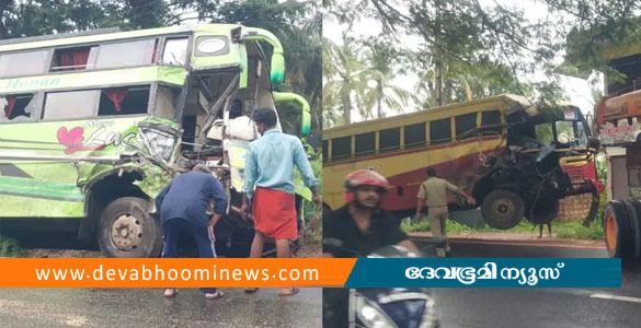 ക​ണ്ണൂ​രില്&zwj; കെഎസ്ആർടിസ് ബസ്സും ടൂറിസ്റ്റ് ബസ്സും കൂട്ടിയിടിച്ച് നിരവധി പേർക്ക് പരിക്ക്