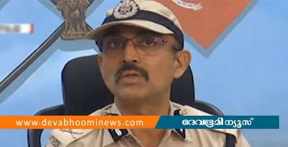 കോണ്&zwj;സ്റ്റബിളിനെ കൊണ്ട് 'വീട്ടുജോലികള്&zwj; ചെയ്യിച്ചു'; ഐപിഎസ് ഉദ്യോഗസ്ഥന് സസ്&zwnj;പെന്&zwj;ഷന്&zwj;