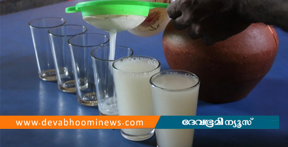 മലപ്പുറത്ത് വിദ്യാര്&zwj;ഥികള്&zwj; കള്ള് കുടിച്ച നിലയില്&zwj;; ഷാപ്പ് ജീവനക്കാരന്&zwj; പിടിയില്&zwj;