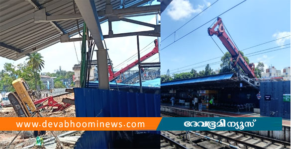 തമ്പാനൂർ റെയിൽവേ സ്റ്റേഷനിൽ ട്രാക്കിലേക്ക് ക്രെയിൻ മറിഞ്ഞു