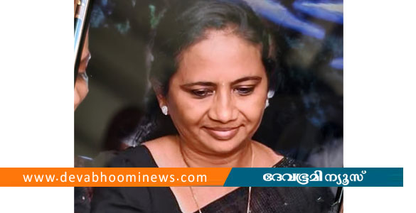 കാൽവഴുതി പ്ലാറ്റ്ഫോമിലേക്ക് വീണ വയോധിക മറ്റൊരു ട്രെയിൻ ഇടിച്ച് മരിച്ചു