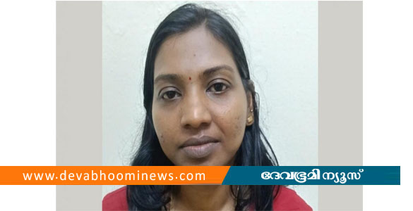 ഡ്യൂട്ടിക്കിടെ വനിതാ പോലീസിനെ മർദ്ദിച്ചു; പന്തളത്ത് യുവതി അറസ്റ്റിൽ