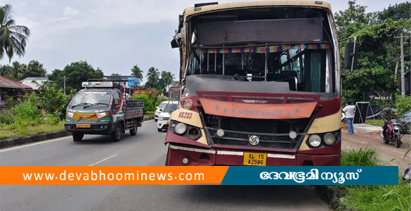ഒല്ലൂരിൽ കെഎസ്ആർടിസി ബസ് ലോറിക്ക് പിന്നിലിടിച്ച് അപകടം; ഡ്രൈവർക്ക് പരിക്ക്