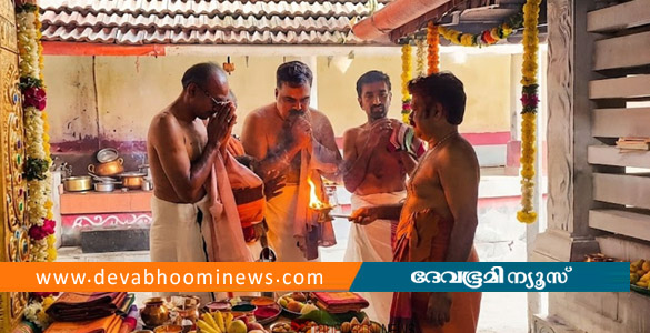 ശബരിമലയിലെ ദോഷങ്ങള്&zwj; മാറാൻ പരിഹാര പൂജകൾ ആരംഭിച്ച് ദേവസ്വം ബോർഡ്