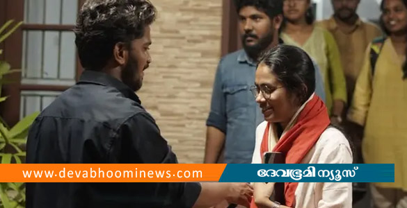 ഐഷി ഘോഷിനെ പങ്കെടുപ്പിച്ച് പരിപാടി നടത്തി; കാലിക്കറ്റില്&zwj; എസ്എഫ്&zwnj;ഐ യൂണിറ്റ് സെക്രട്ടറിയെ പുറത്താക്കിയതായി പരാതി