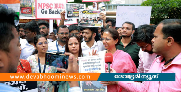 എംപിഎസ്&zwj;സി ചെയർമാന്&zwj;റെ രാജിയടക്കം ആവശ്യങ്ങൾ; വിദ്യാര്&zwj;ഥിപ്രക്ഷോഭം ശക്തമാകുന്നു