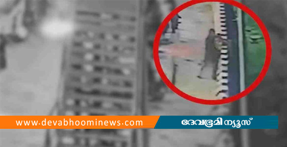 പന്തീരാങ്കാവ് ടോൾ ബൂത്തിൽ ജീവനക്കാരന് നേരെ ക്രൂരമർദ്ദനം