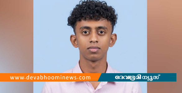 പാലക്കാട് ടർഫിൽ ഫുട്ബോൾ കളിക്കുന്നതിനിടെ 16കാരൻ കുഴഞ്ഞുവീണ് മരിച്ചു