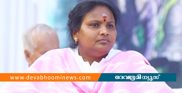 രമ്യാ ഹരിദാസിനെതിരെ പ്രമേയം പാസാക്കി കോൺഗ്രസ് മണ്ഡലം കമ്മിറ്റികൾ