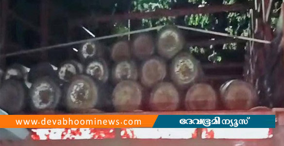 ലോറിയില്&zwj; നിന്നും ഓക്&zwnj;സിജന്&zwj; സിലിണ്ടര്&zwj; തെറിച്ചുവീണു; കണ്ണൂരില്&zwj; ബൈക്ക് യാത്രികന് ദാരുണാന്ത്യം