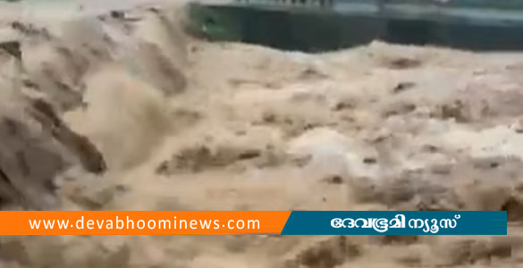 മലപ്പുറത്ത് കനത്ത മഴ; മലയോര മേഖലയിൽ മലവെള്ളപ്പാച്ചിൽ
